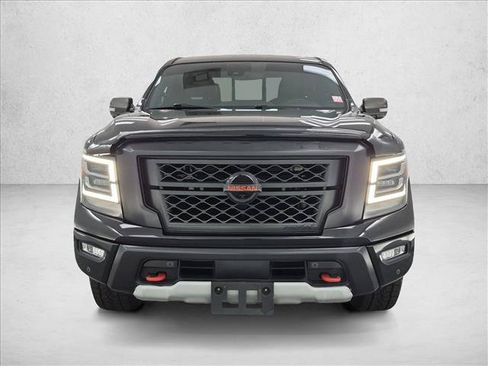 Used 2022 Nissan Titan PRO-4X w/ Pro-4x Convenience Package AWD/4WD image 2