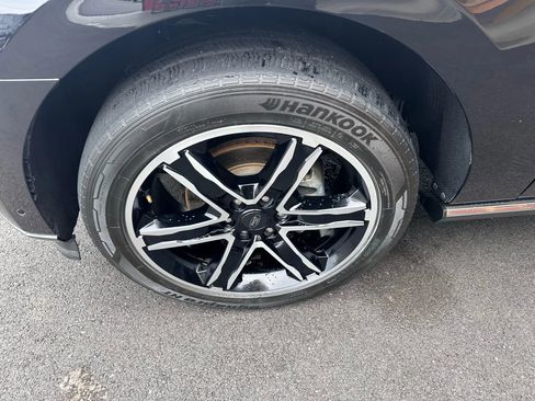 Used 2019 Ford Expedition Limited w/ Special Edition Package AWD/4WD image 17