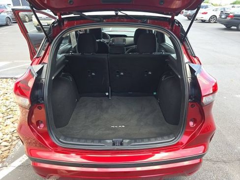 Used 2023 Nissan Kicks SR FWD image 13
