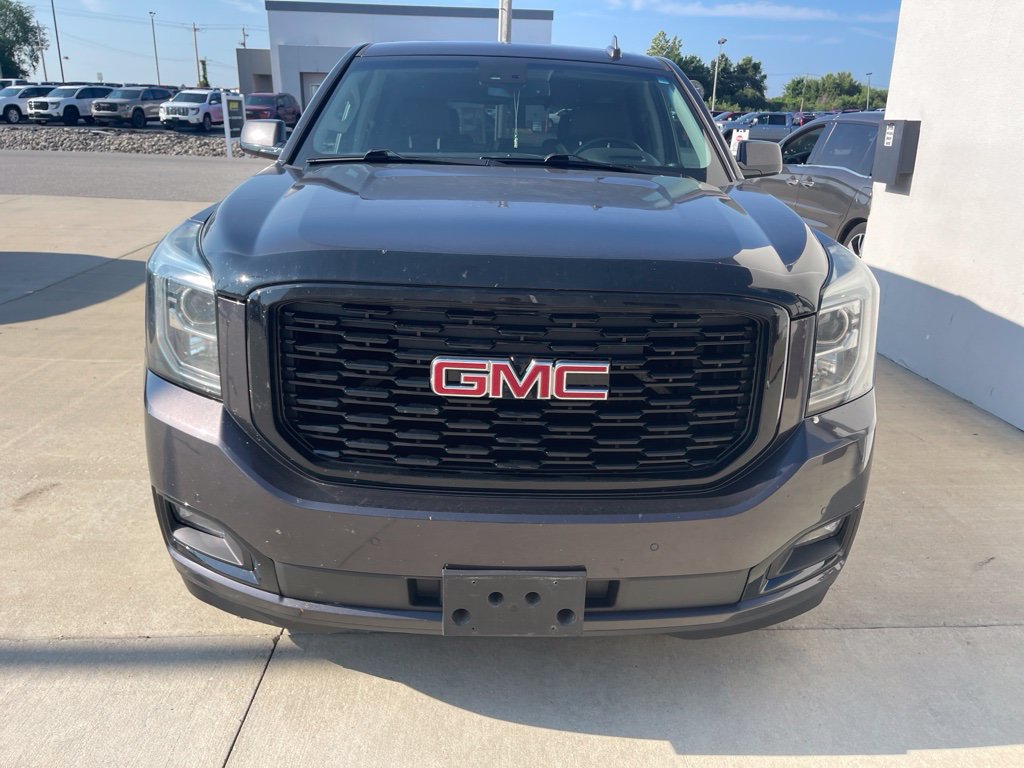 Used 2015 GMC Yukon Denali w/ Premium Package AWD/4WD image 2