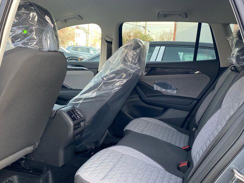 New 2026 Volkswagen Tiguan S FWD image 10