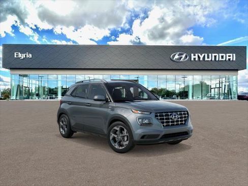 New 2026 Hyundai Venue SEL FWD image 2