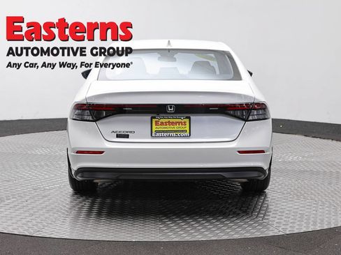 Used 2023 Honda Accord LX image 6