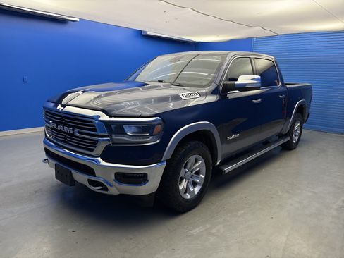 Used 2020 RAM 1500 Laramie RWD image 4