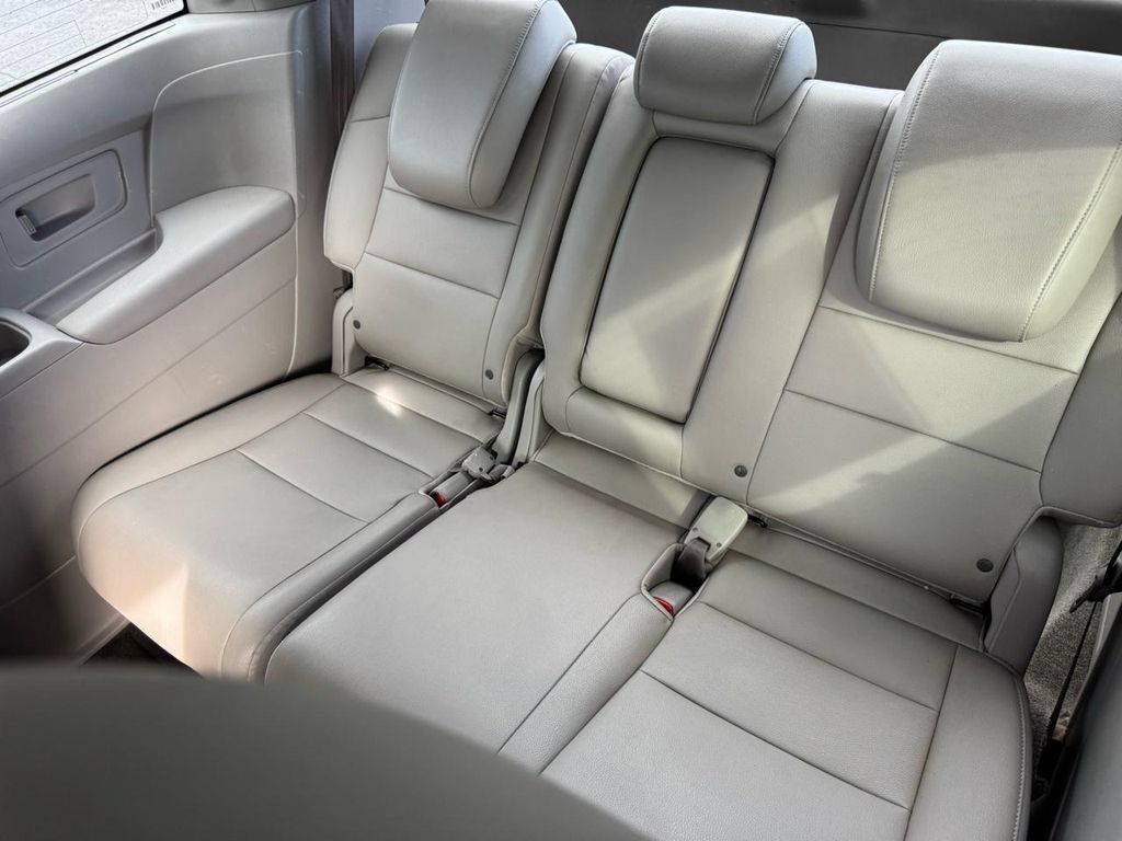 Used 2016 Honda Odyssey Touring image 19