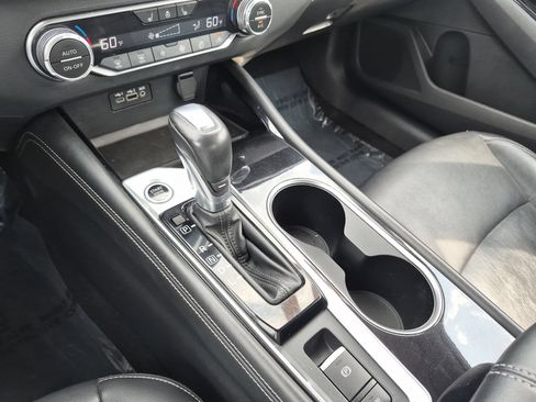 Used 2020 Nissan Altima 2.5 SL FWD image 22