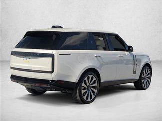 New 2026 Land Rover Range Rover SE video 2