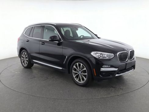 Used 2019 BMW X3 sDrive30i w/ Convenience Package RWD image 3