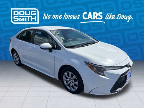 Used 2024 Toyota Corolla LE image 7