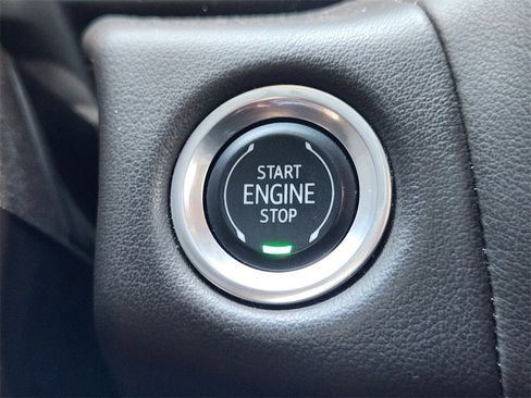 Used 2021 Chevrolet Tahoe Z71 w/ Z71 Signature Package image 20