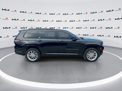Used 2021 Jeep Grand Cherokee L Summit w/ Advanced Protech Group IV AWD/4WD image 9