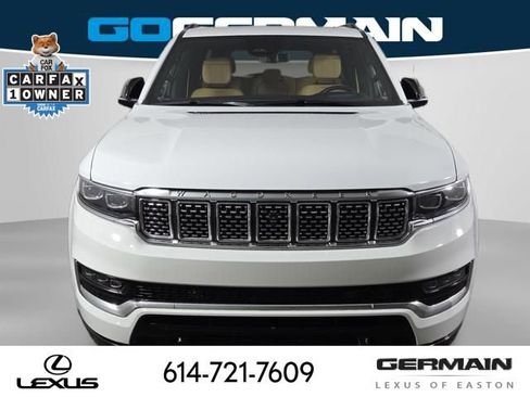 Used 2023 Jeep Grand Wagoneer Series III w/ HD Trailer Tow Package AWD/4WD image 3