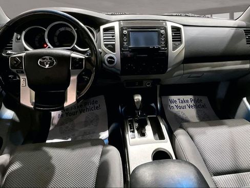 Used 2015 Toyota Tacoma 4x4 Double Cab w/ TRD Sport Package image 13