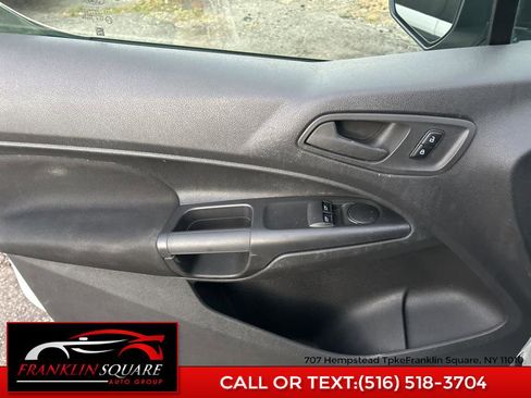 Used 2016 Ford Transit Connect XL image 17