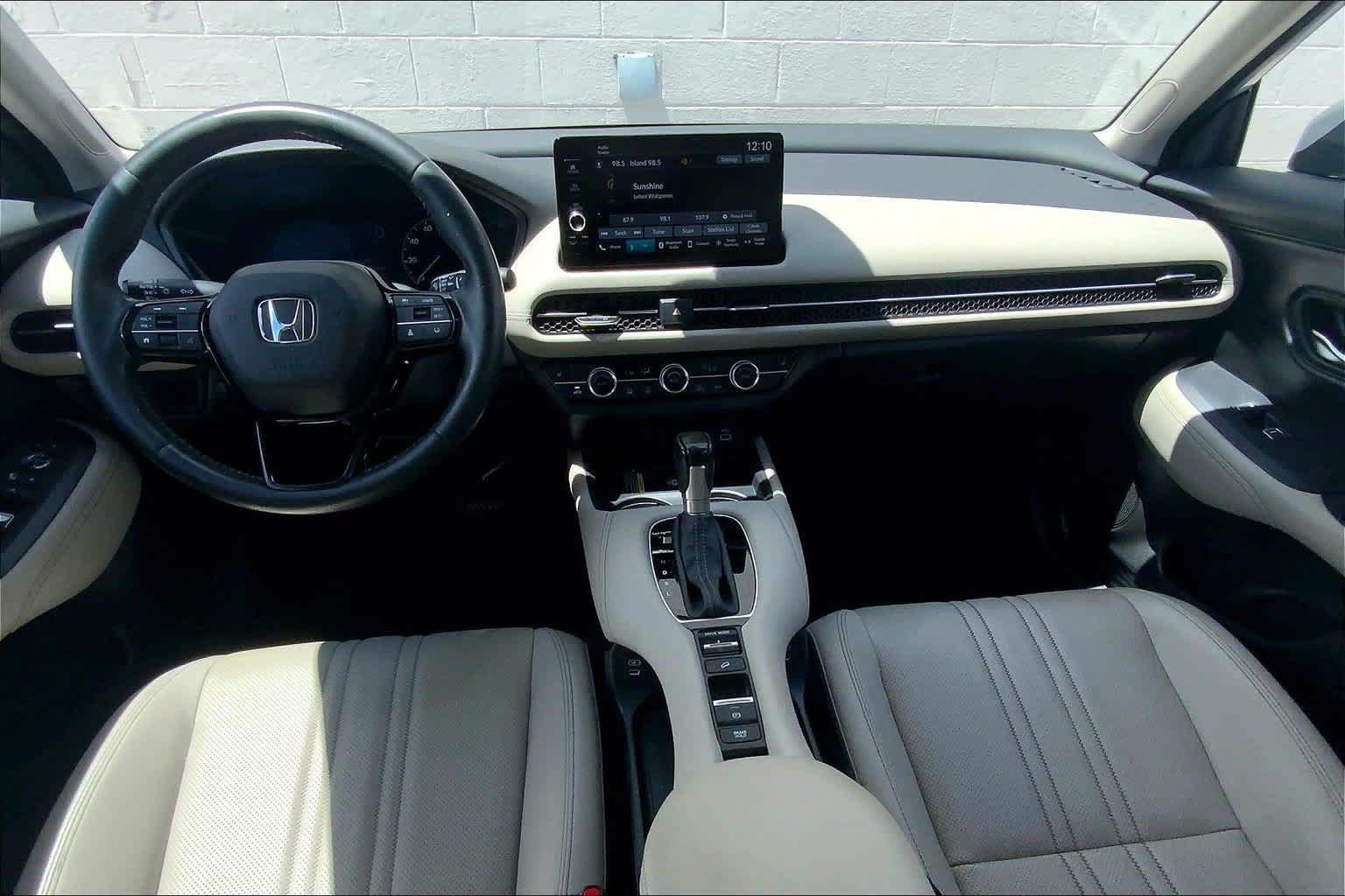 Used 2024 Honda HR-V EX-L image 10
