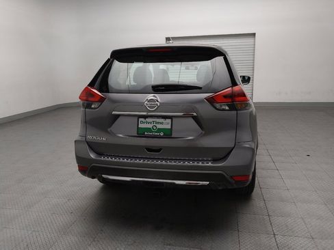 Used 2018 Nissan Rogue S FWD image 7