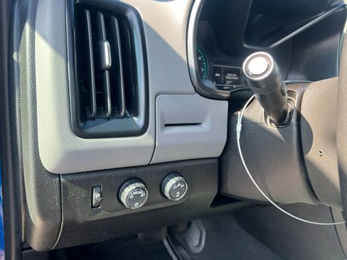 Used 2019 Chevrolet Colorado W/T w/ WT Convenience Package image 13