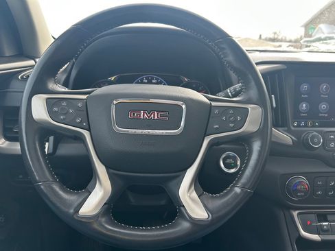 Used 2022 GMC Terrain Denali image 40