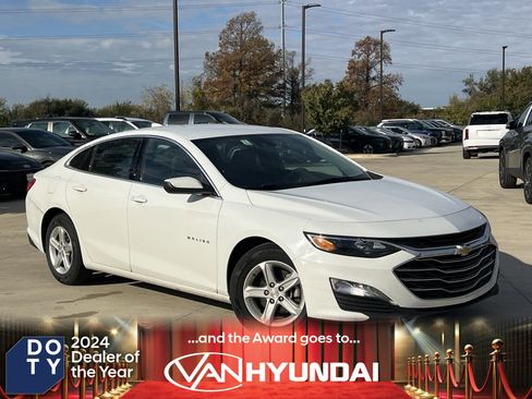 Used 2023 Chevrolet Malibu LT w/ Driver Confidence Package image 1