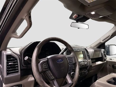 Used 2020 Ford F150 XLT w/ Trailer Tow Package image 11