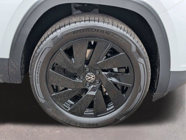 New 2026 Volkswagen Atlas SE FWD image 11