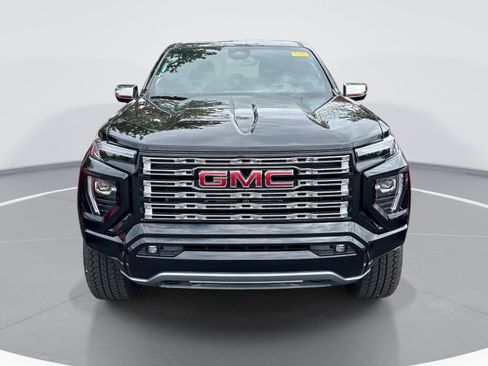 Used 2026 GMC Canyon Denali AWD/4WD image 3