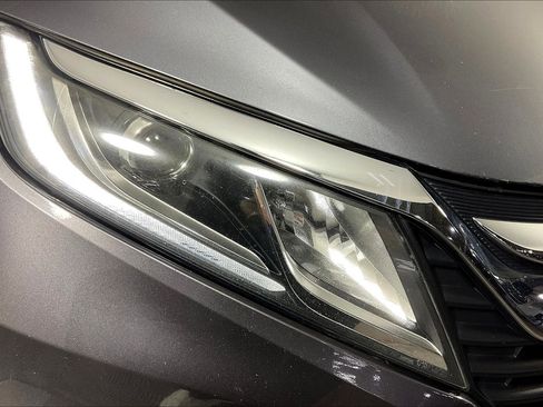 Used 2018 Honda Odyssey EX-L image 34