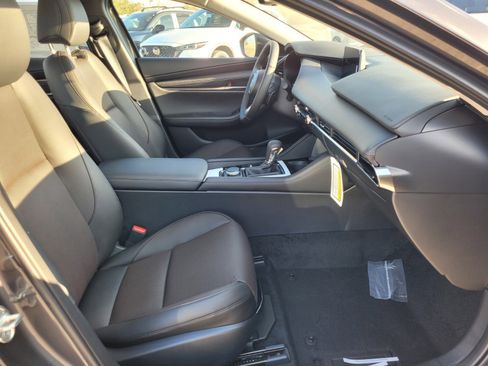 New 2026 MAZDA MAZDA3 2.5 Turbo Sedan w/Premium Plus image 16