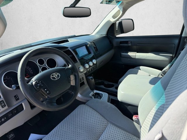 Used 2012 Toyota Tundra 4x4 CrewMax w/ SR5 Pkg image 9