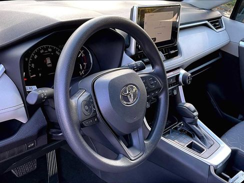 New 2025 Toyota RAV4 XLE image 8