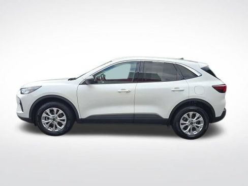 Used 2023 Ford Escape Active AWD/4WD image 2