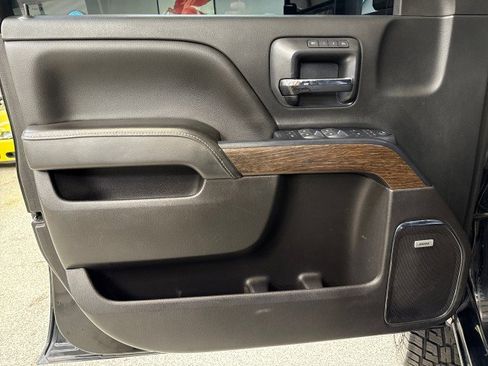 Used 2018 GMC Sierra 3500 Denali w/ Duramax Plus Package image 22