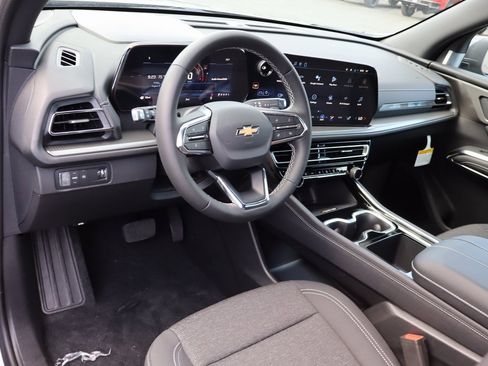 New 2026 Chevrolet Traverse LT w/ Driver Confidence Package image 5