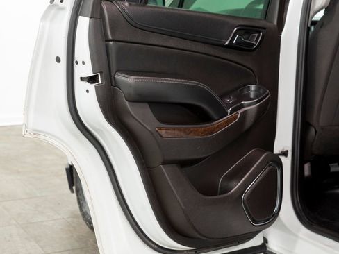 Used 2016 Chevrolet Tahoe 4WD image 8