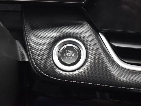 Used 2025 Chevrolet Equinox LT image 28