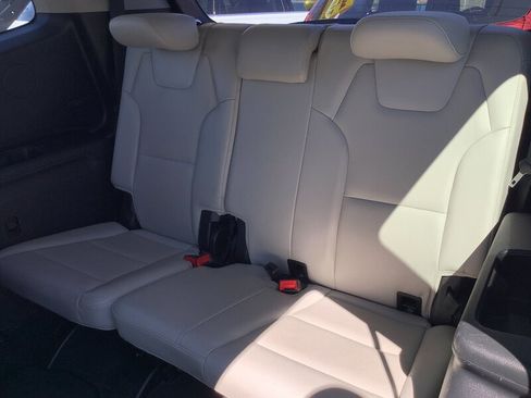 Used 2020 Kia Telluride EX w/ EX Premium Package FWD image 13