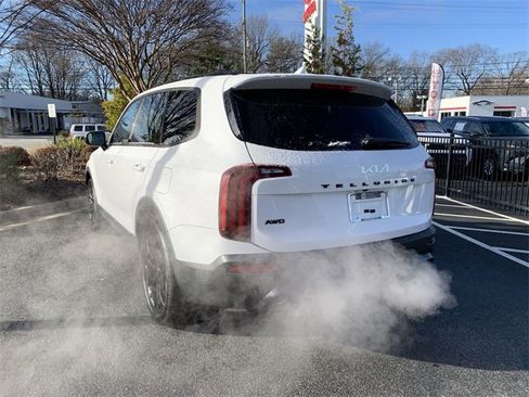 Used 2022 Kia Telluride SX w/ Nightfall Edition Package image 6