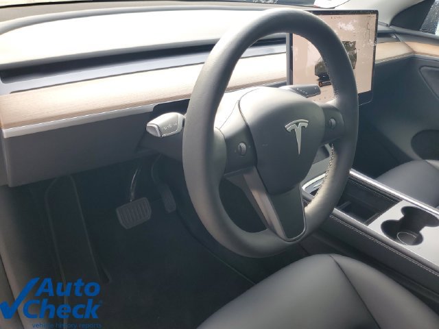 Used 2023 Tesla Model Y Long Range AWD/4WD image 17