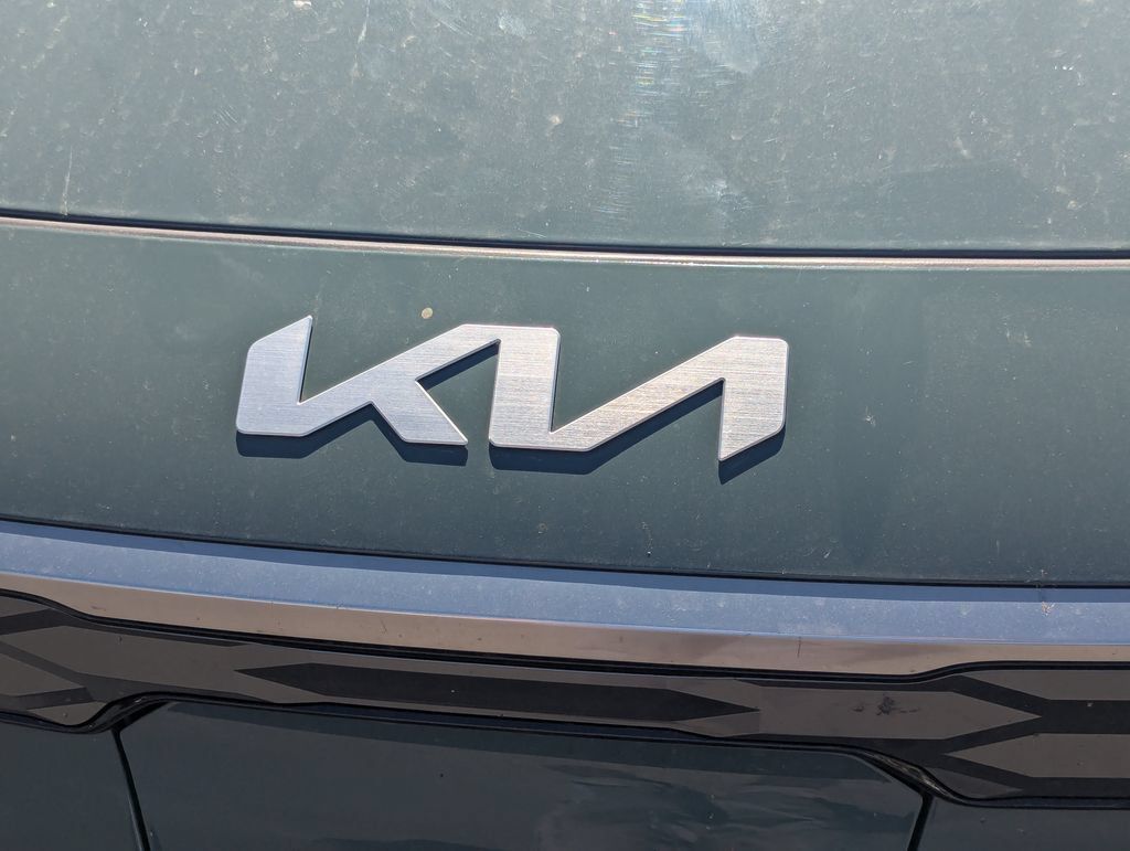 Used 2023 Kia Niro Wind FWD image 11