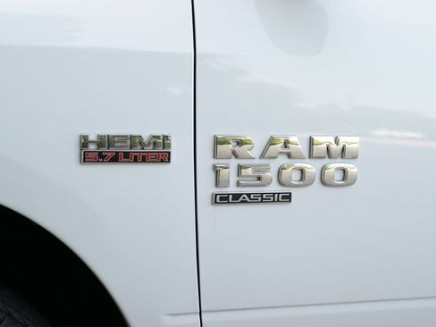 Used 2019 RAM 1500 Big Horn AWD/4WD image 35