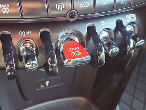 Used 2023 MINI Cooper S image 22