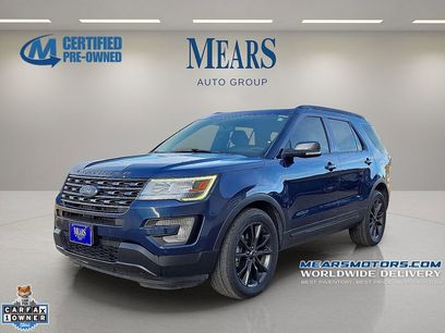 Used 2017 Ford Explorer XLT w/ Equipment Group 202A