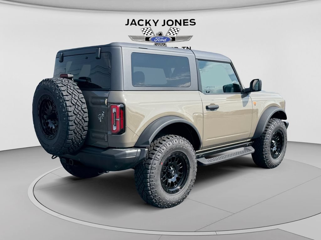 Used 2025 Ford Bronco Badlands w/ Sasquatch Package AWD/4WD image 5