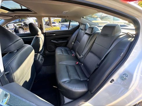 Used 2023 Nissan Altima 2.5 SL FWD image 29
