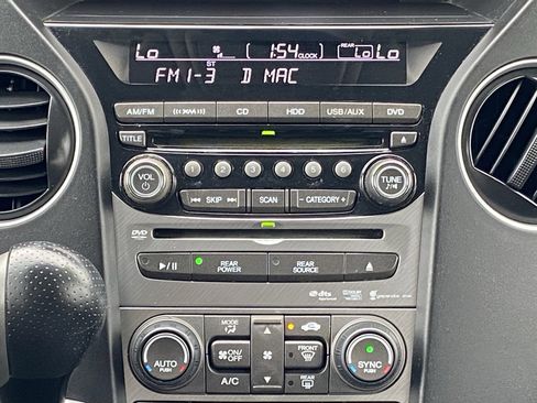 Used 2012 Honda Pilot Touring image 16