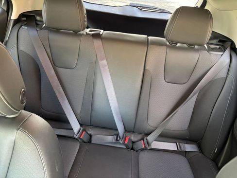 Used 2025 Buick Encore GX Preferred FWD image 33