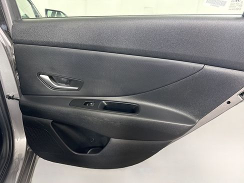 Used 2024 Hyundai Elantra SEL image 28