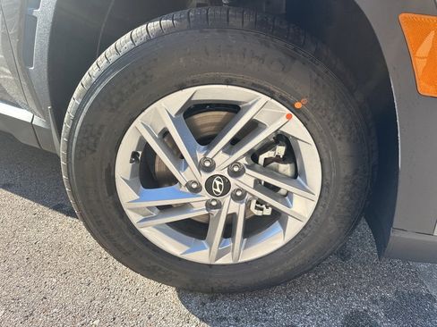 New 2026 Hyundai Tucson SE image 11