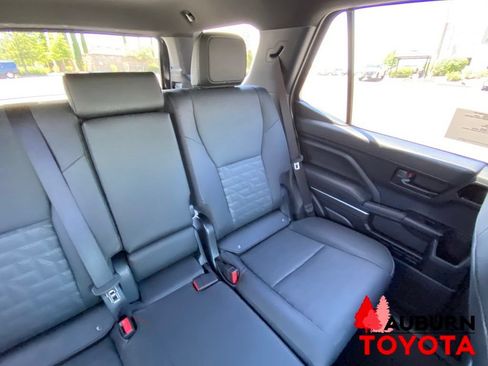 New 2026 Toyota 4Runner TRD Off-Road Premium AWD/4WD image 22
