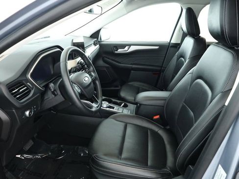 Used 2022 Ford Escape SEL w/ Technology Package image 17